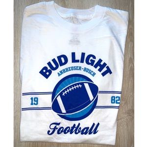 Football Bud light” T-Shirt 🏈